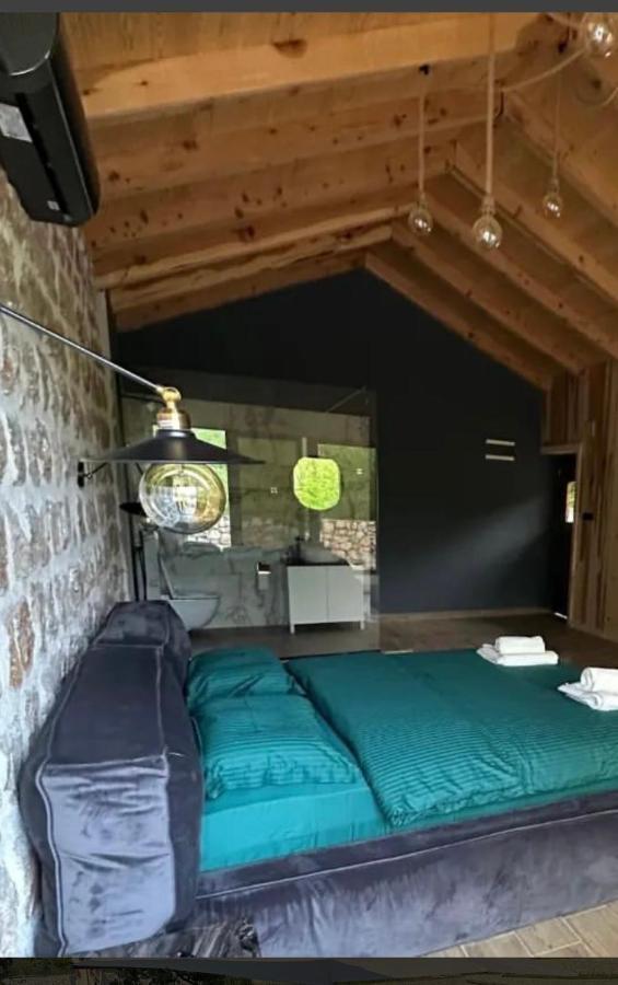 Etno Selo Montegoat Hotel Nikšić Bagian luar foto